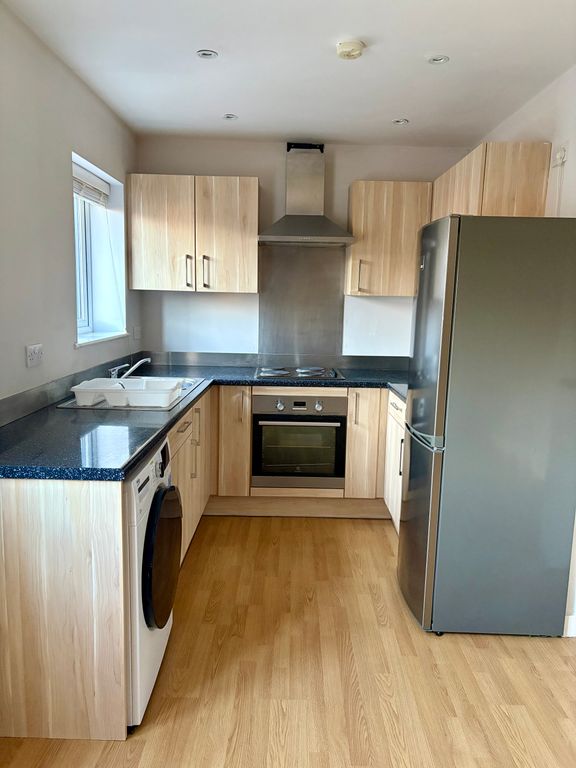 Additional image 2 of 1 bed flat to rentHigh Street, Neston CH64