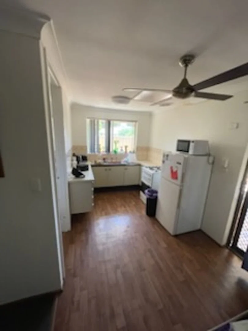 Additional image 4 of 5 Castle Pl, Armadale WA 6112