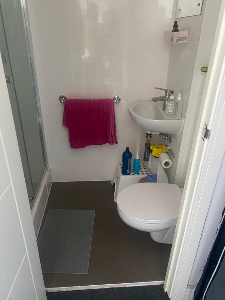 Studio Flat, Straits Parade, BS16, N1 7GU photo 4