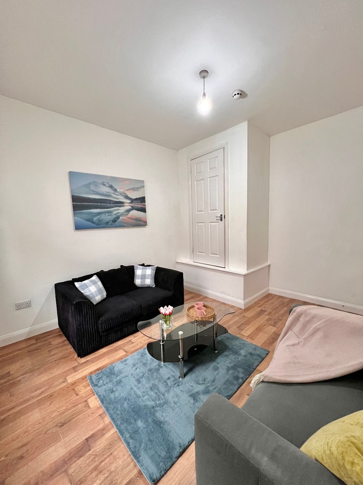 Additional image 3 of 1 Bed Flat, Seymour St, L3, N1 7GU