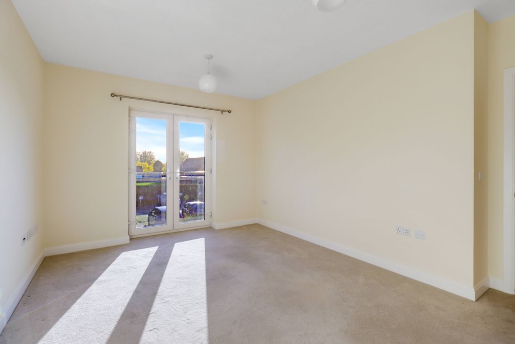 Additional image 2 of 2 bed flat to rentElloughton Road, Elloughton, Brough HU15