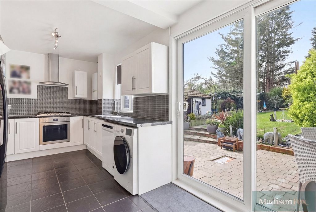 Additional image 5 of 3 bed semi-detached house for saleDeepdene Road, Loughton, Essex IG10