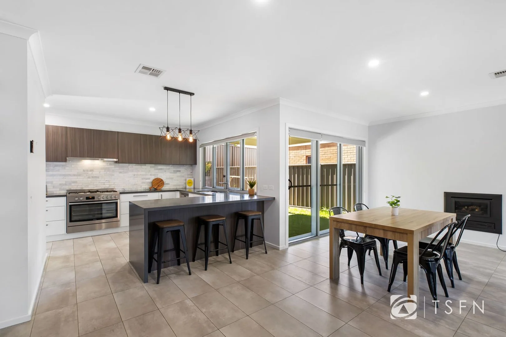 Additional image 6 of 2/60A Honeysuckle Street, Ironbark VIC 3550