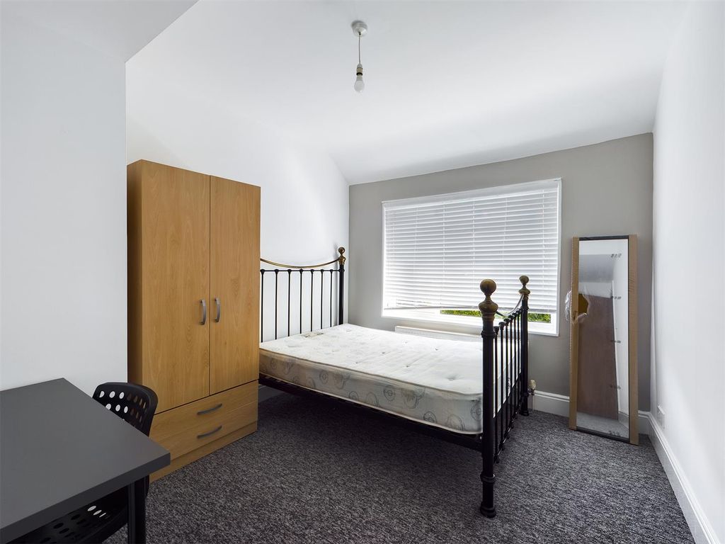Additional image 5 of 6 bed shared accommodation to rentMafeking Road, Brighton BN2