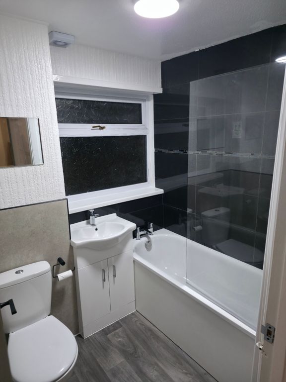 Additional image 11 of 2 bed flat to rentAlmond Drive, Newport NP20