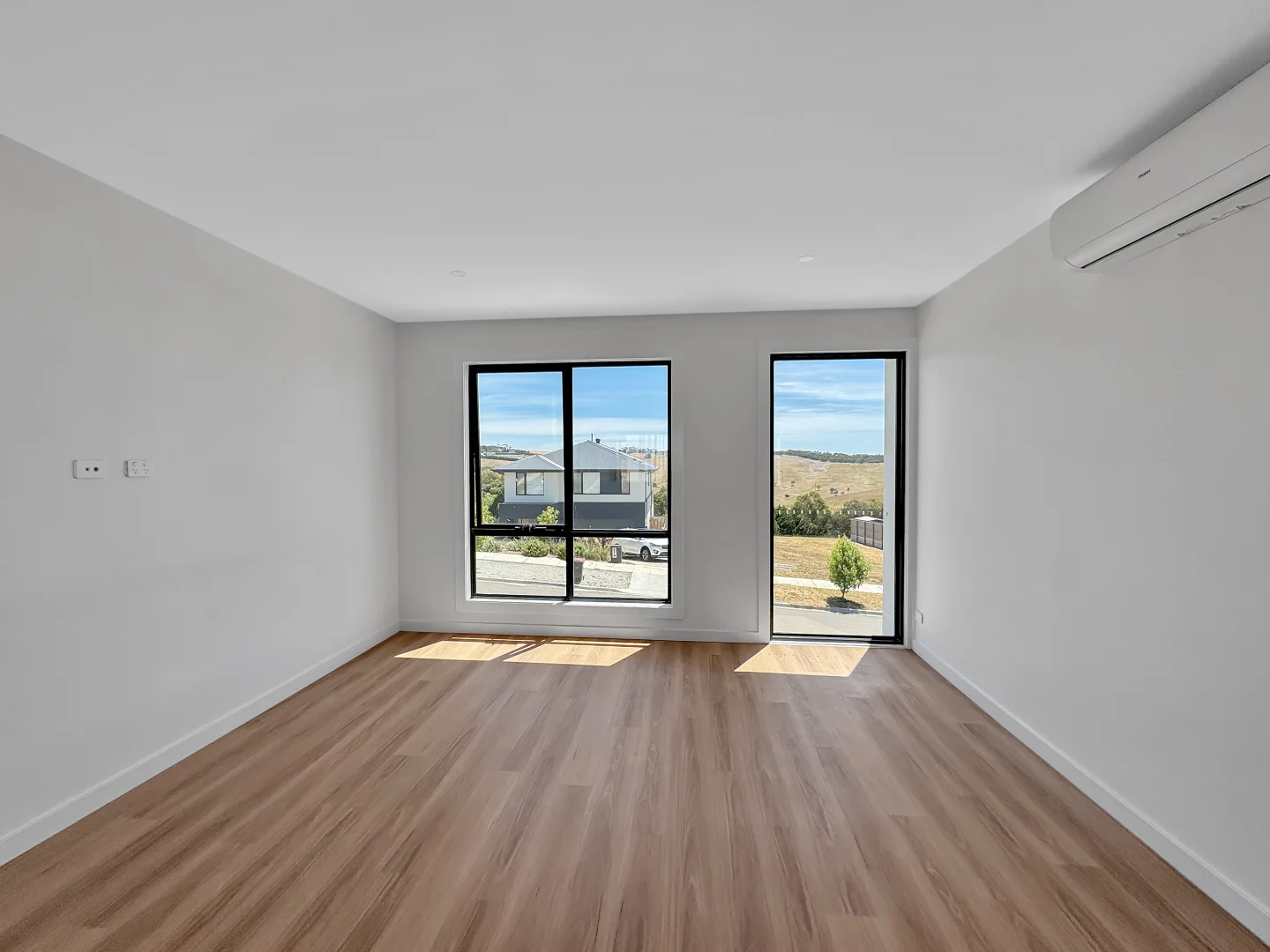 Additional image 3 of 35B Radstock Avenue, Highton VIC 3216