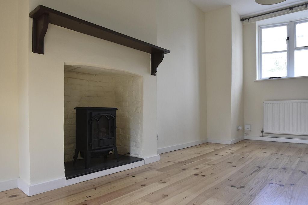 Additional image 13 of 3 bed property to rentHigh Street, Carisbrooke, Newport PO30