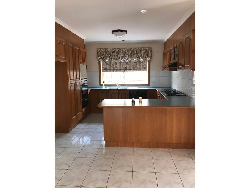 Additional image 4 of 26 Martens Court, Taylors Lakes VIC 3038