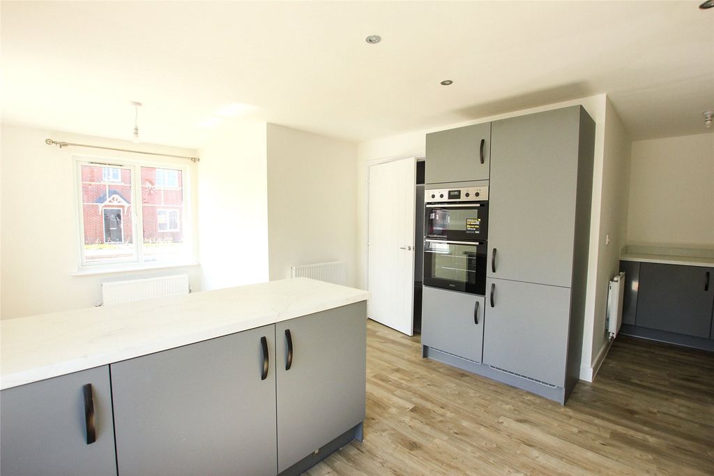Additional image 3 of 4 bed detached house to rentJupiter Way, Chester, Cheshire CH4
