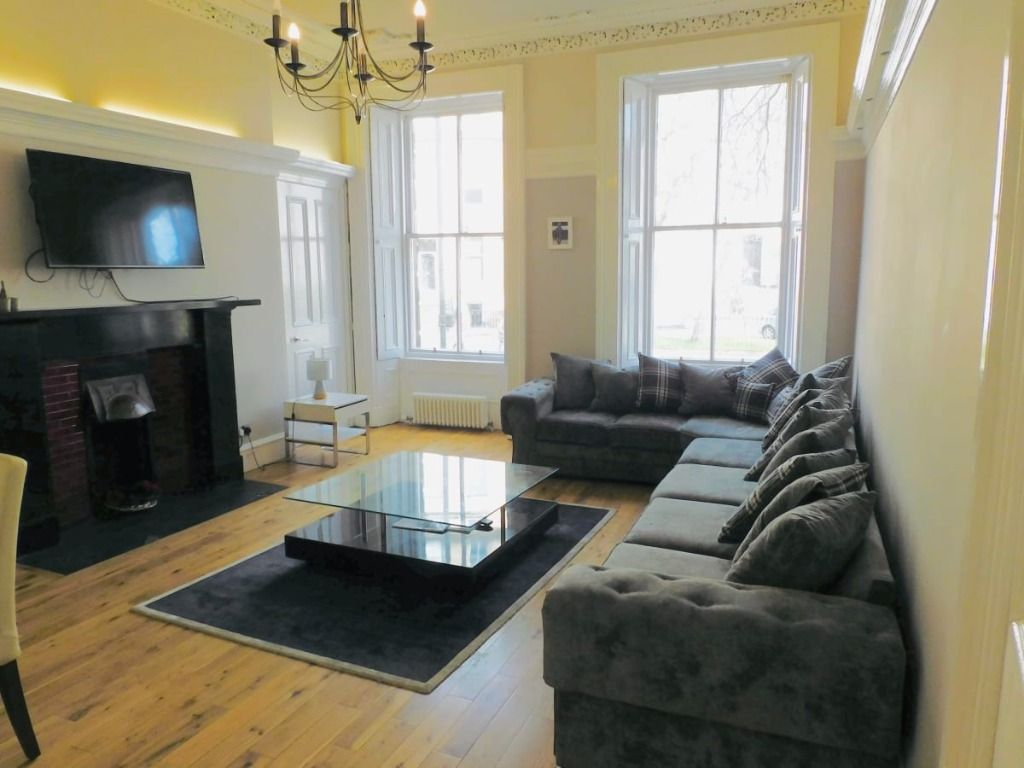 3 bed flat to rentWestminster Terrace, West End, Glasgow G3 photo 3