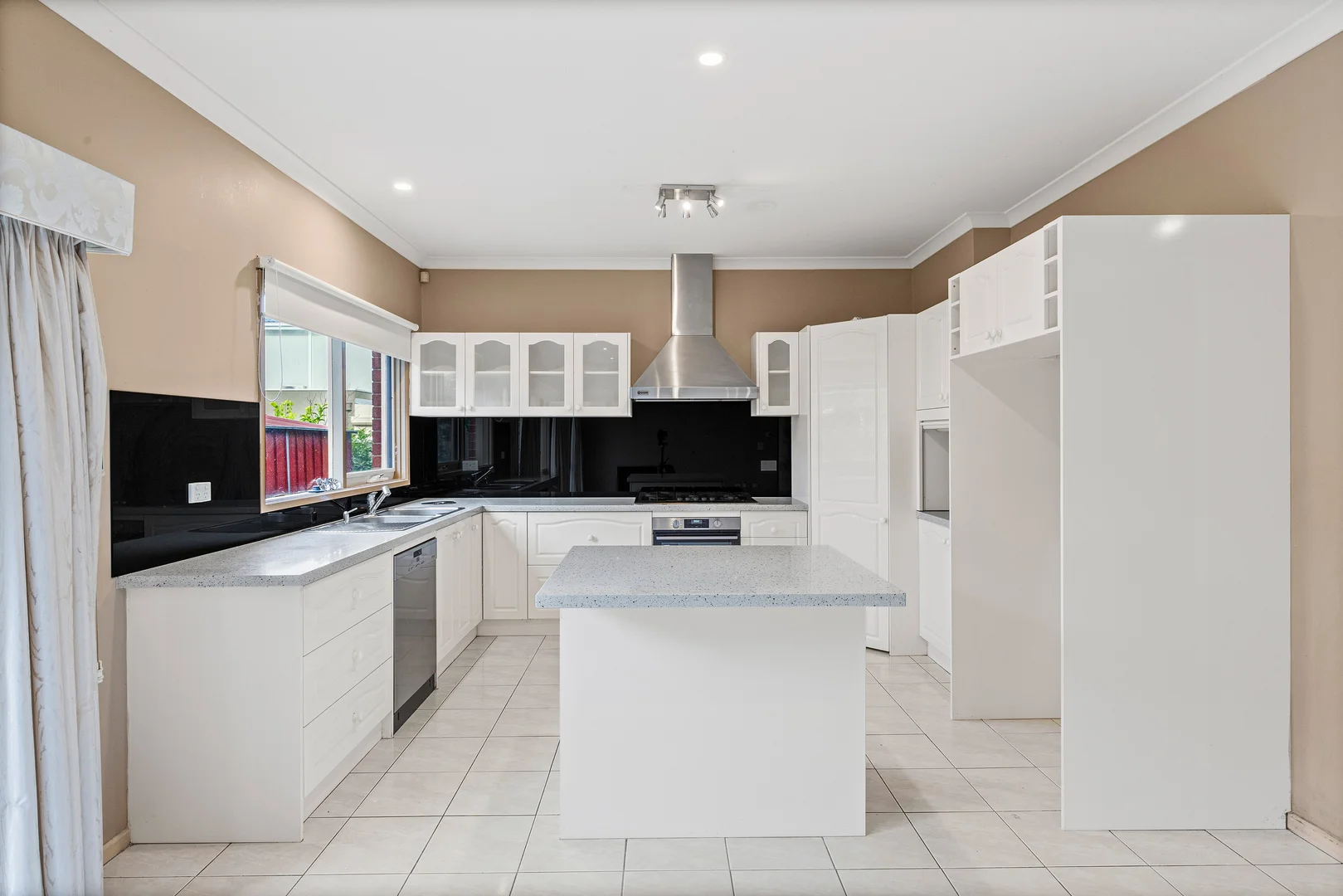 Additional image 3 of 2/29 Garrisson Drive, Glen Waverley VIC 3150