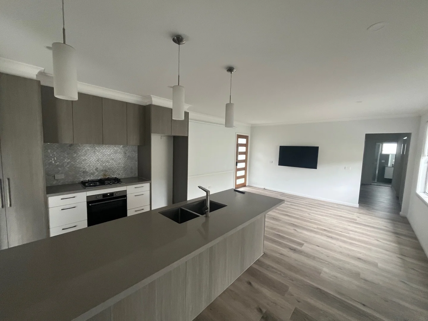 Additional image 4 of 2/491 Princes Drive, Morwell VIC 3840