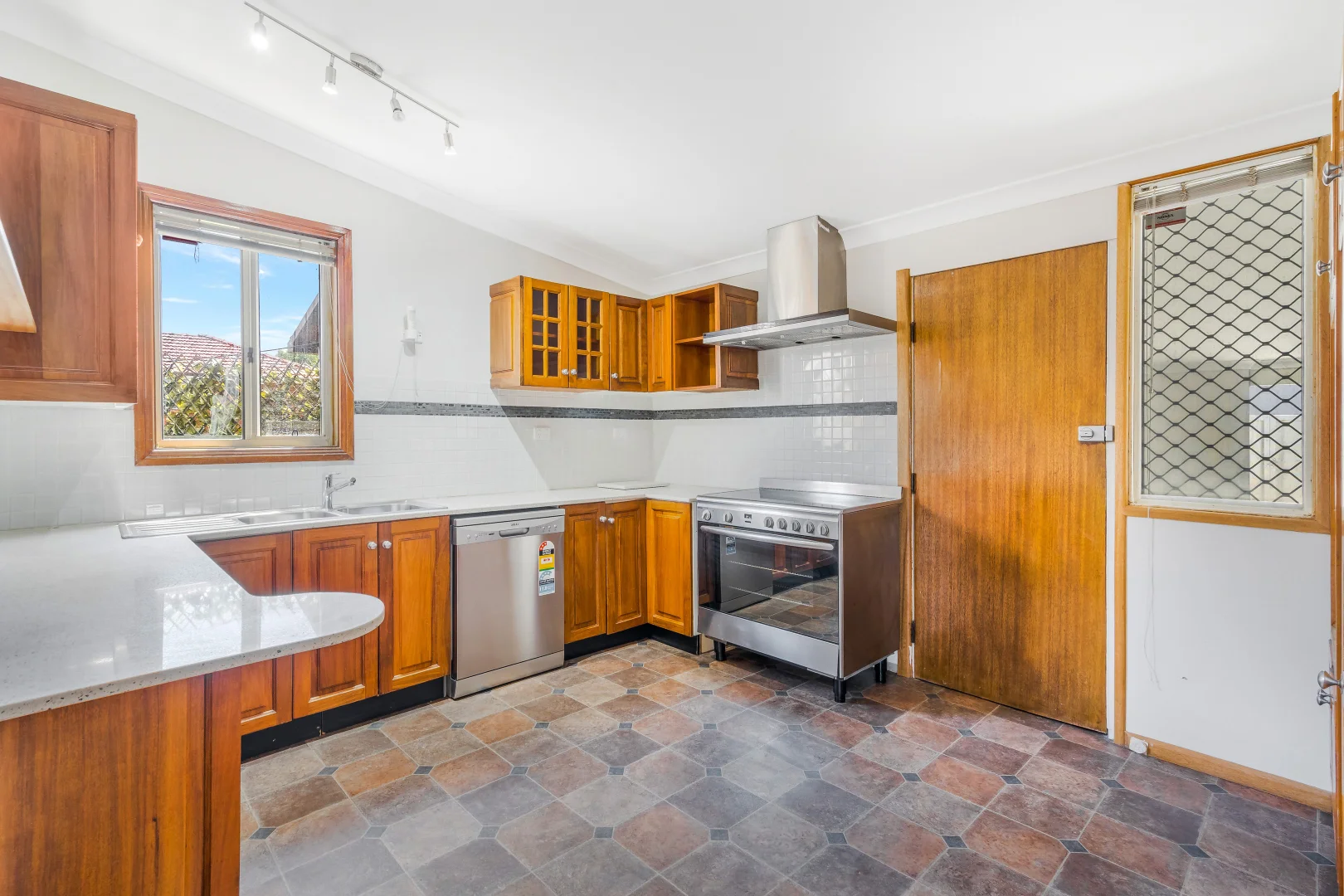 Additional image 4 of 284 Polding Street, Smithfield NSW 2164