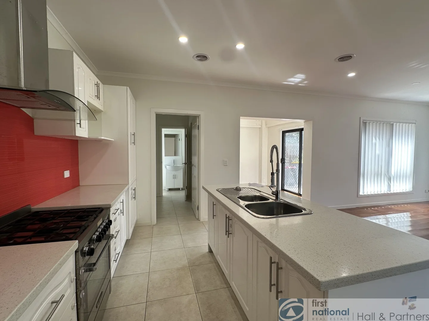 Additional image 2 of 1/9 King George Parade, Dandenong VIC 3175