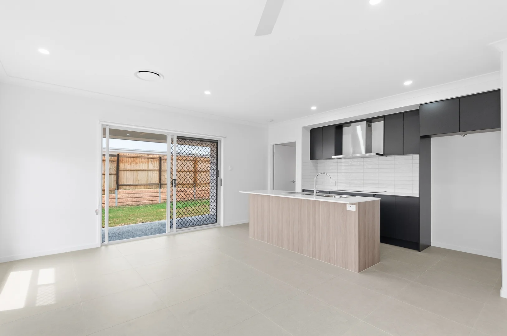 Additional image 4 of 57 Compass Rd, Flagstone QLD 4280
