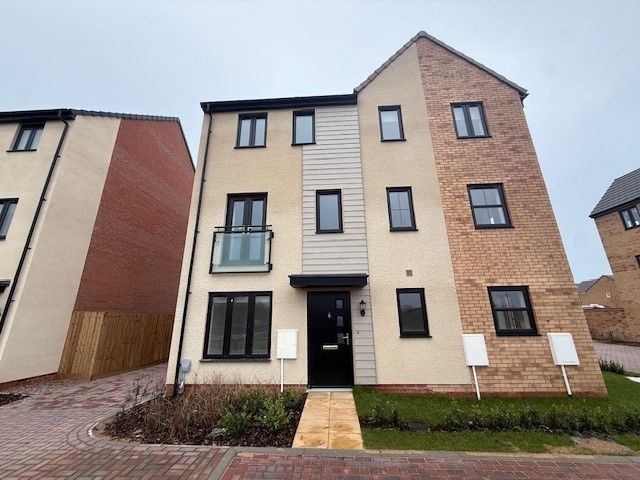 3 bed property to rentEpping Drive, Hampton Woods, Peterborough PE7