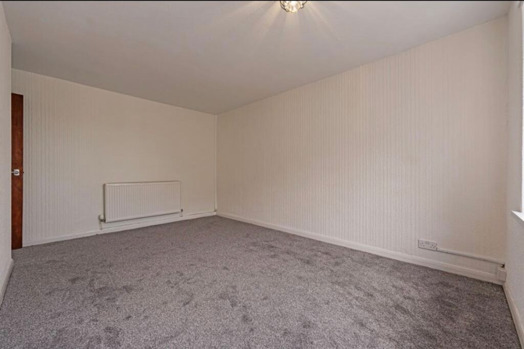 Additional image 5 of 2 bed flat to rentAlmond Drive, Newport NP20