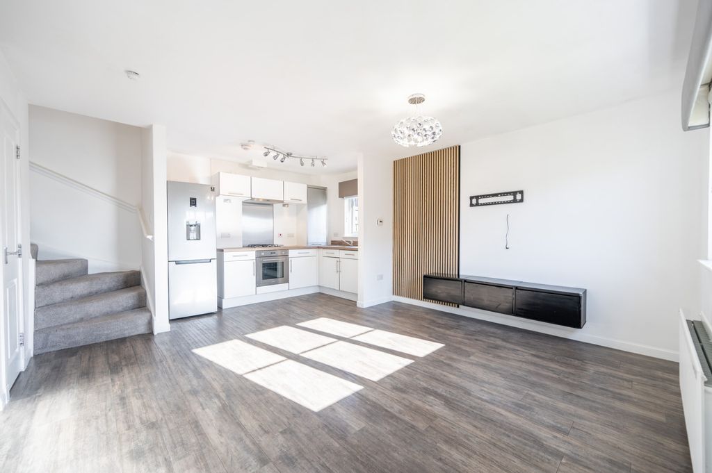Additional image 3 of 2 bed end terrace house to rentJames Weir Grove, Uddingston, South Lanarkshire G71