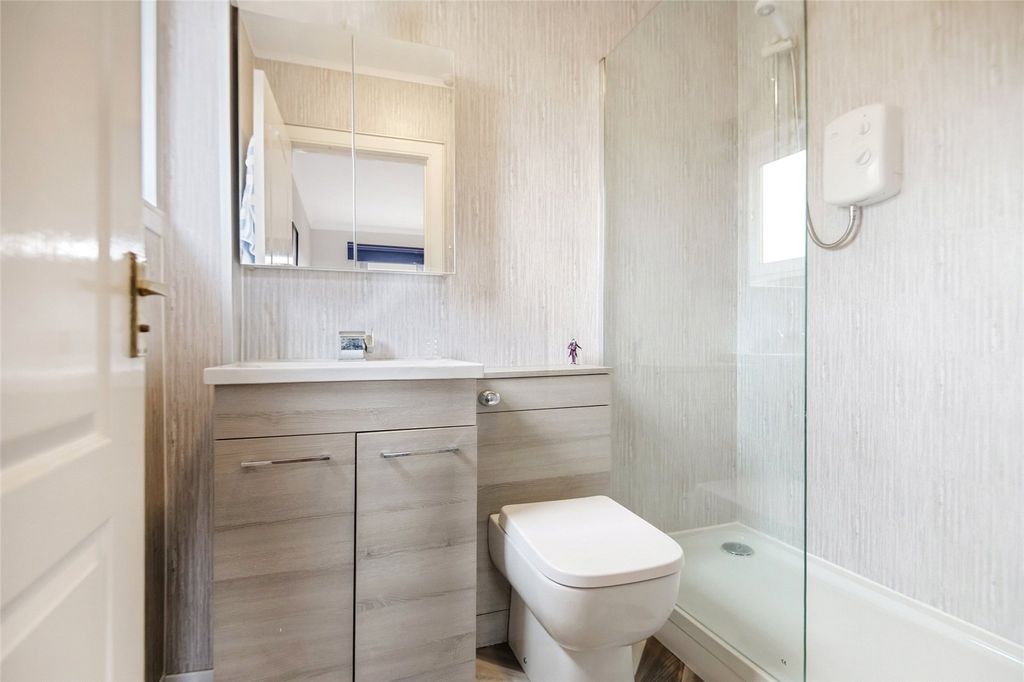 Additional image 11 of 2 bed flat for saleWhitelea Court, Kilmacolm PA13