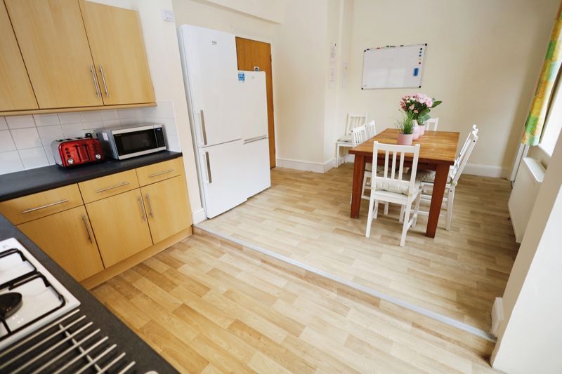 Additional image 3 of 7 bed shared accommodation to rentWindsor Road, Boscombe BH5