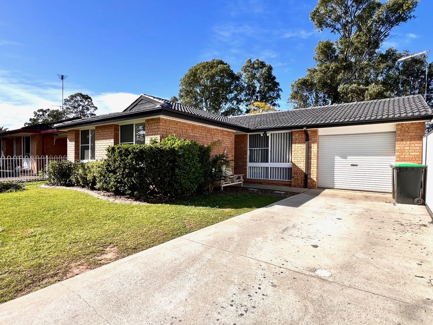 92 Pine Creek Circuit, St Clair NSW 2759