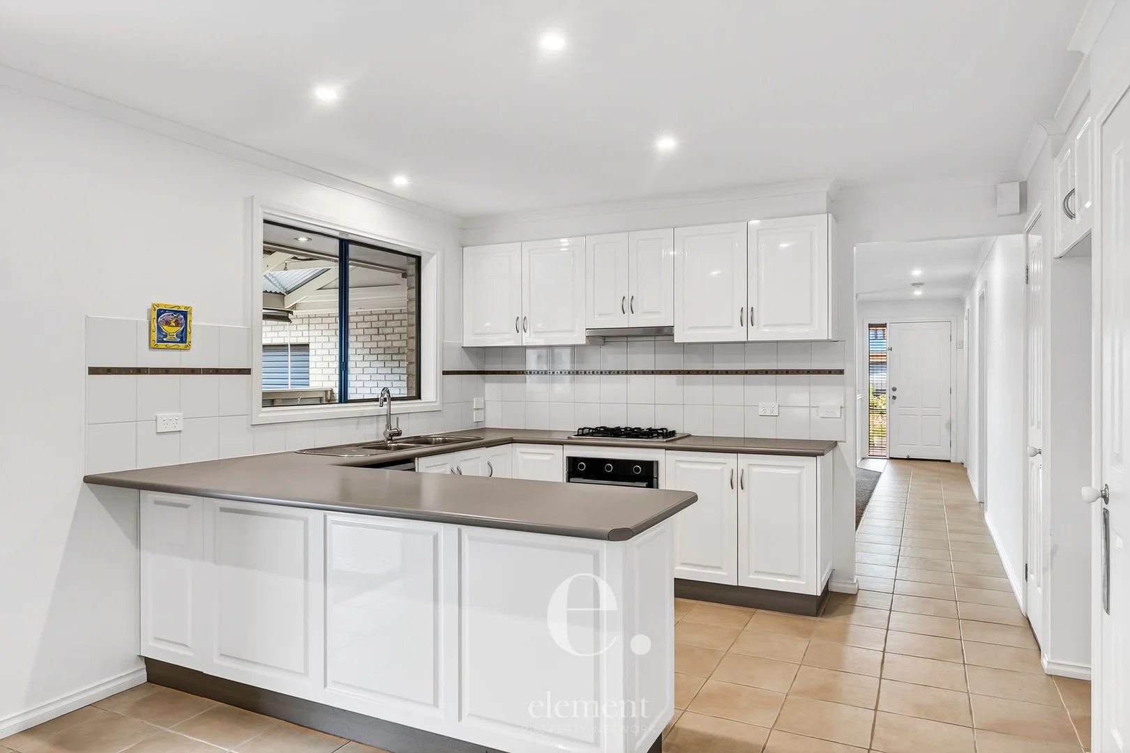 2 Stevens Court, Leopold VIC 3224 photo 3