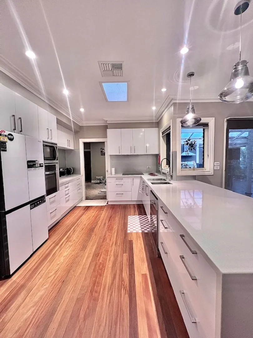 Additional image 2 of 9 Franklin Close, Wallan VIC 3756