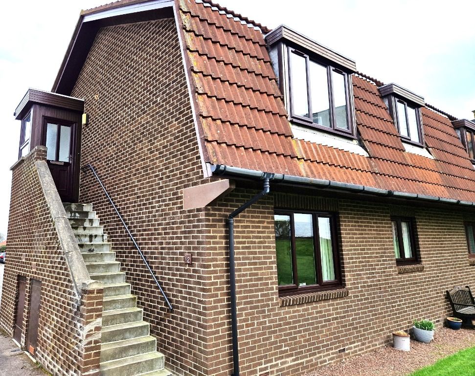 2 bed flat to rentStation Court, North Berwick, East Lothian EH39