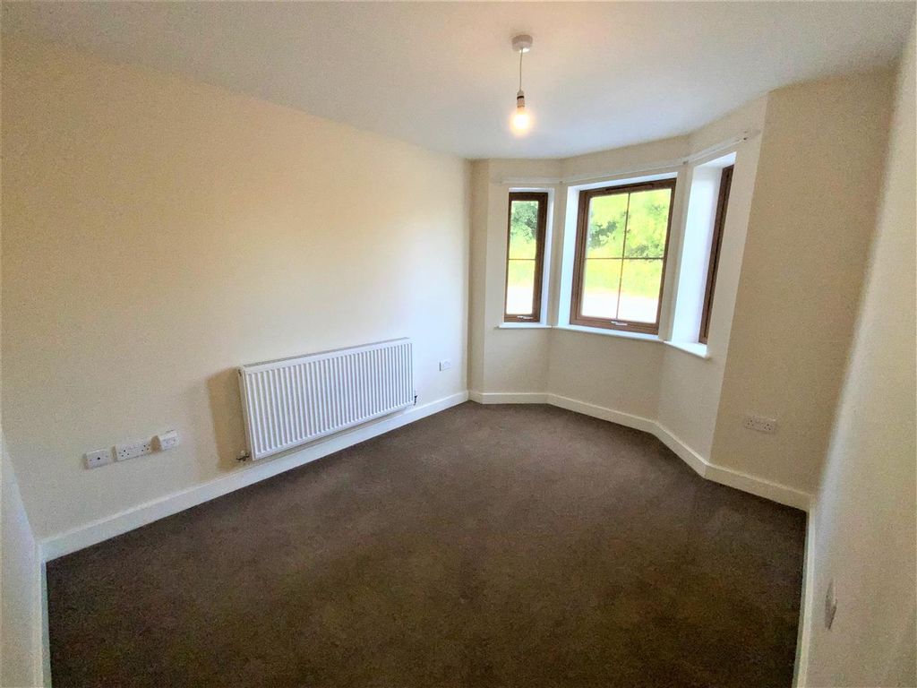 Additional image 2 of 4 bed property to rentGreenfield Road, Greenfield, Holywell CH8