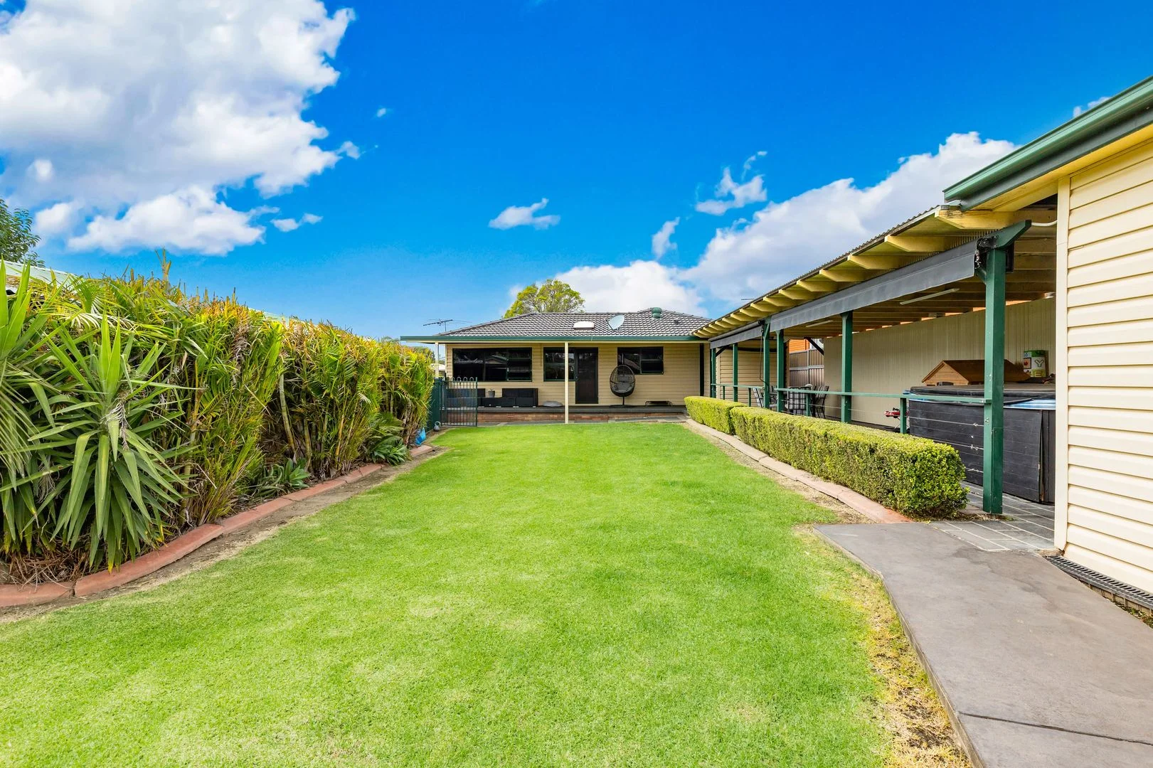 Additional image 3 of 2/Kerran Close, Cambridge Park NSW 2747