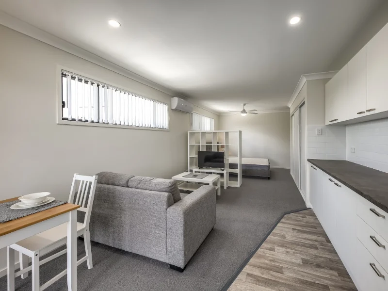 Additional image 6 of 27 Rodney Street, Wynnum West QLD 4178