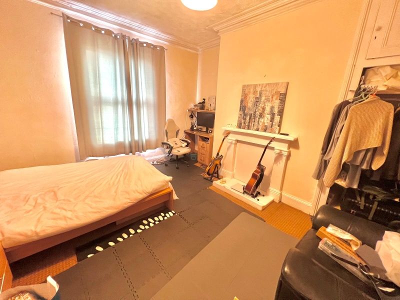 Additional image 3 of 9 bed shared accommodation to rentKensington Terrace, Hyde Park, Leeds LS6