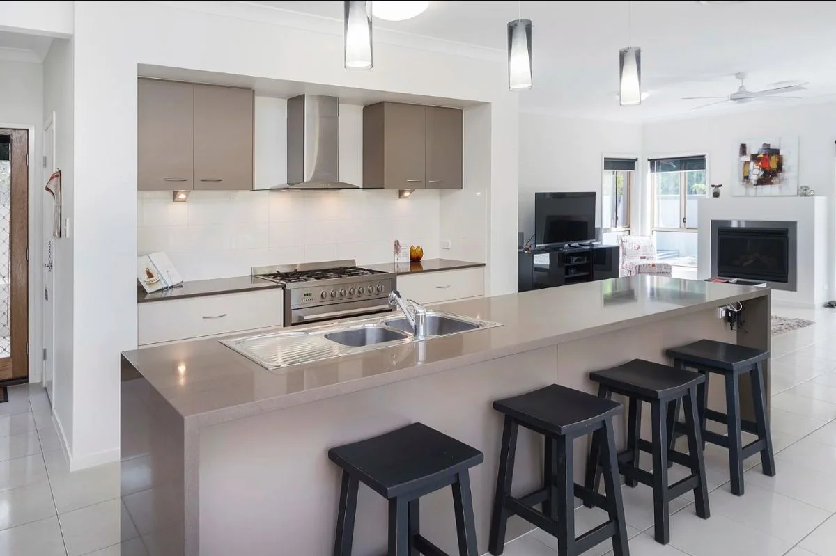 13 The Peninsula, Helensvale QLD 4212 photo 3