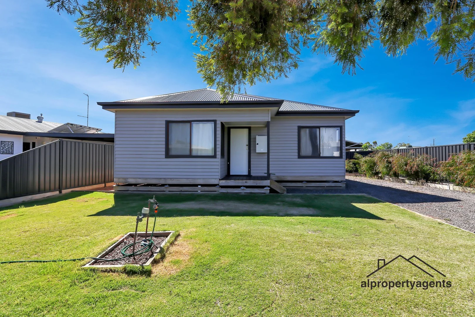 8 Queen Street, Horsham VIC 3400