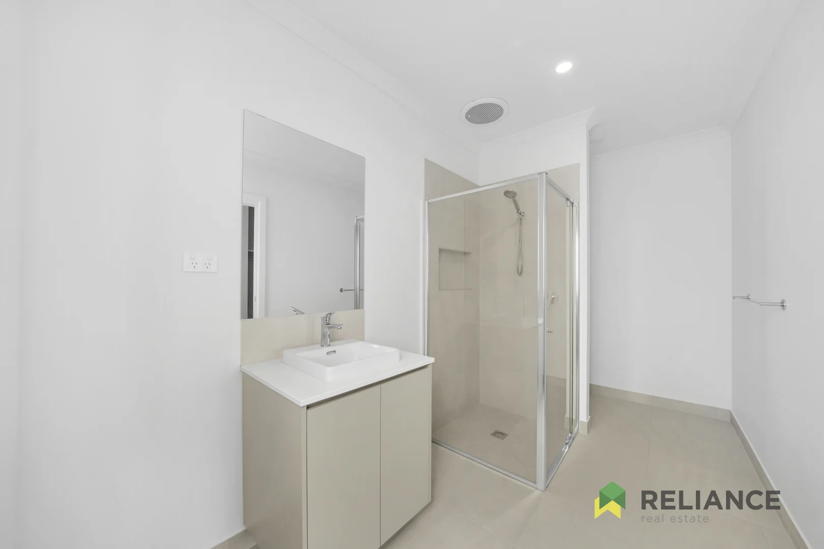 Additional image 8 of 92 Dutchelm Avenue, Werribee VIC 3030