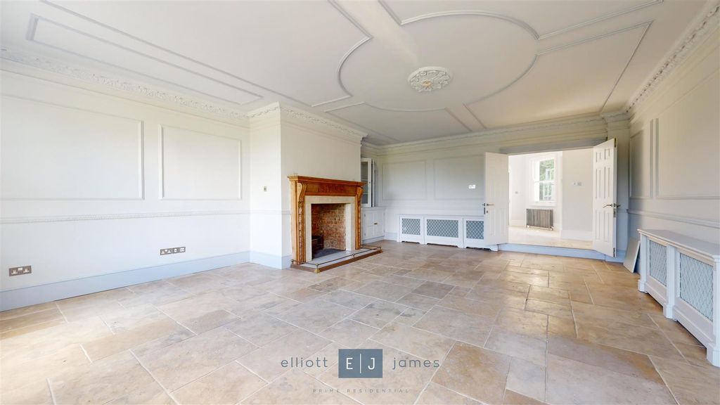 Additional image 7 of 4 bed semi-detached house to rentManor Road, High Beech, Loughton IG10