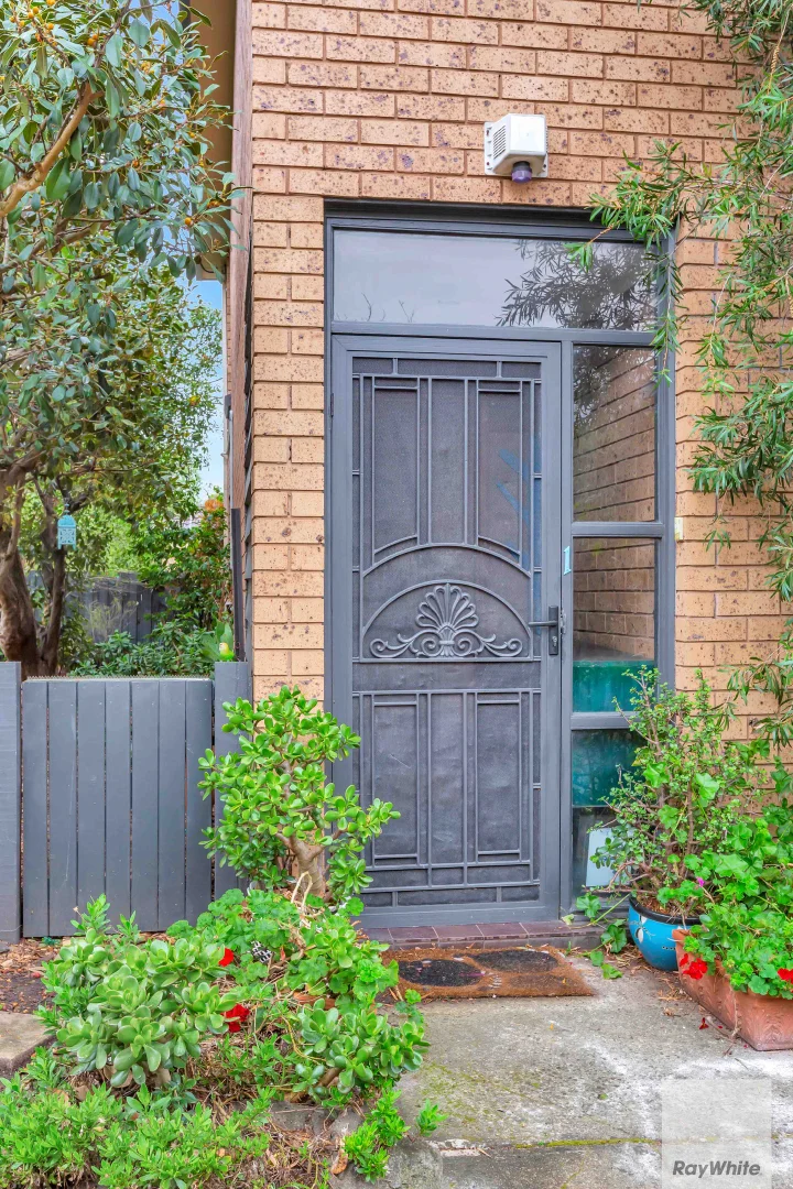 Additional image 2 of 1/28 Snell Grove, Pascoe Vale VIC 3044