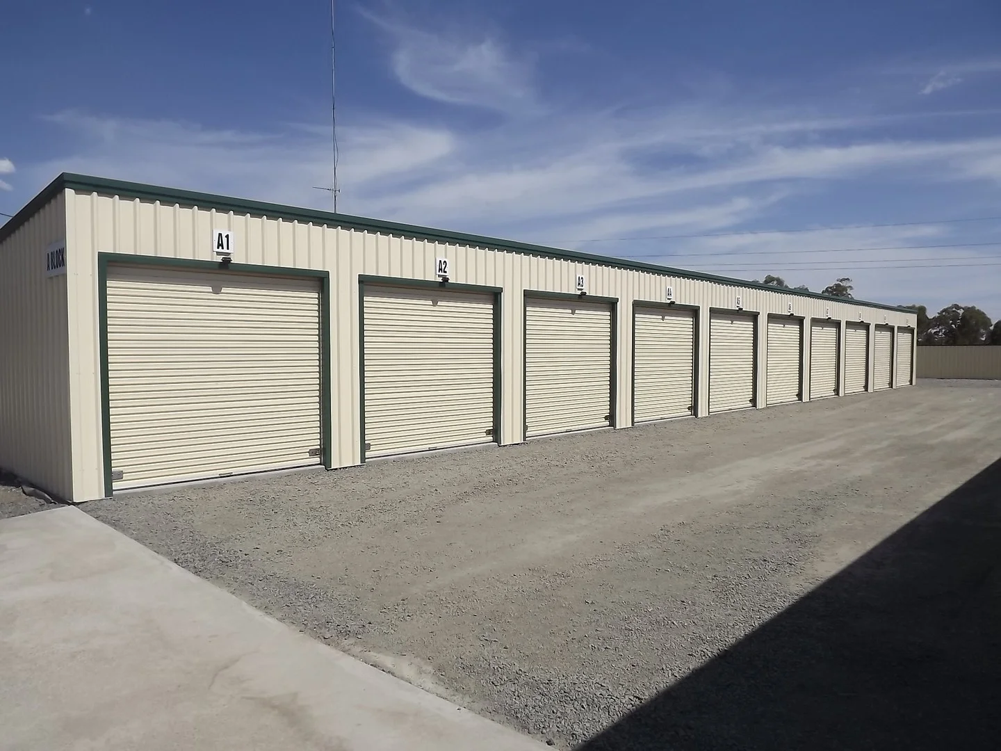 8 Industry Avenue, Narromine NSW 2821