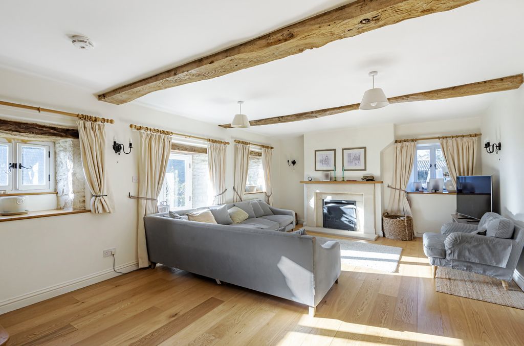 Additional image 4 of 4 bed detached house to rentDoughton, Tetbury GL8