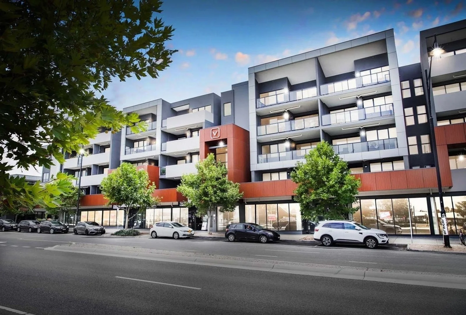 319/9 Commercial Road, Caroline Springs VIC 3023