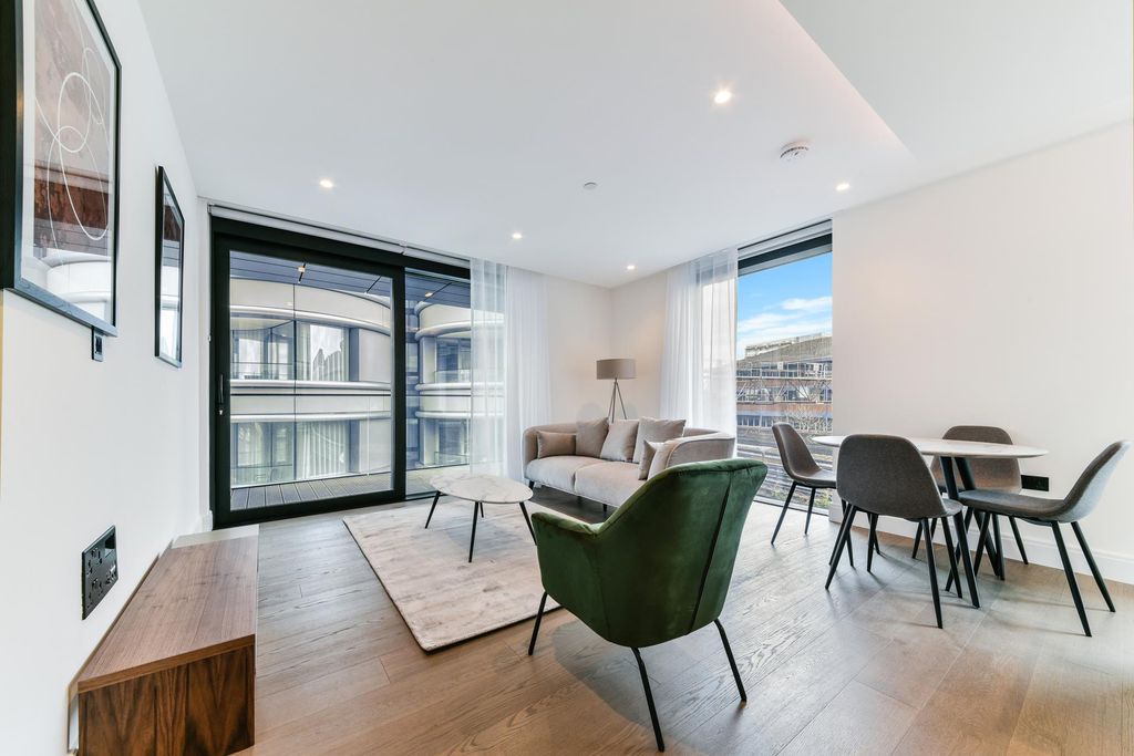 1 bed flat to rentThe Dumont, Albert Embankment, London SE1