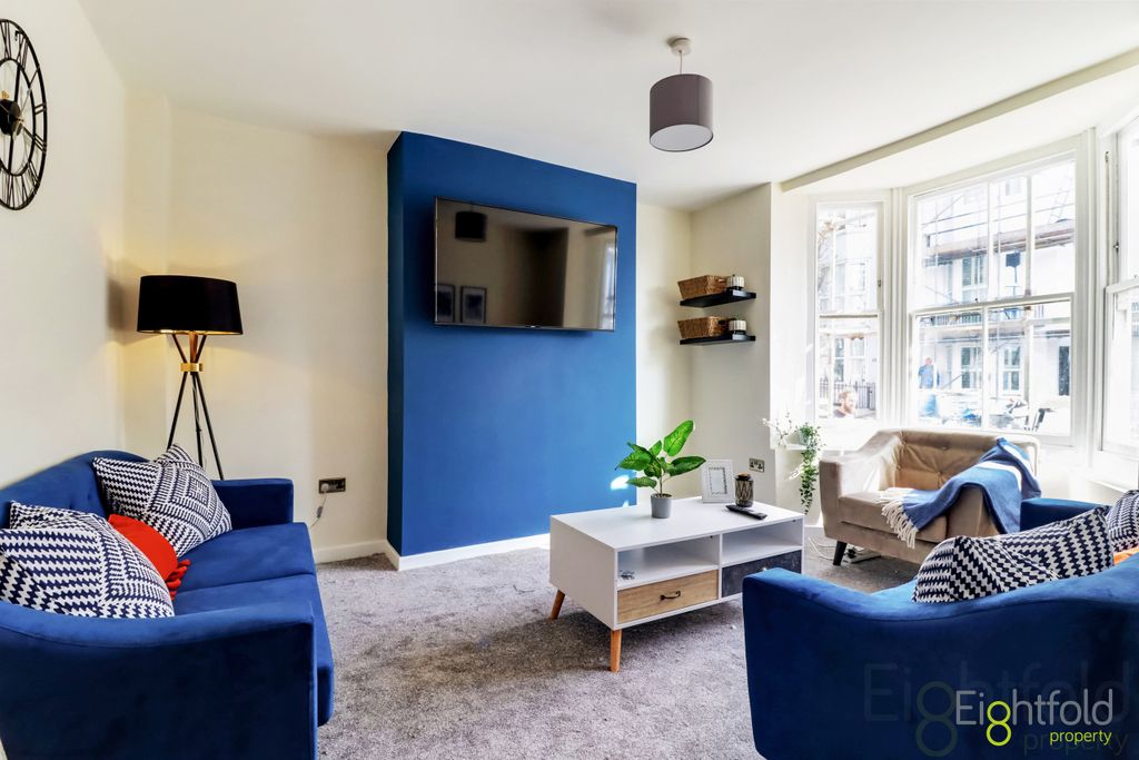 7 bed terraced house to rentEgremont Place, Brighton, East Sussex BN2
