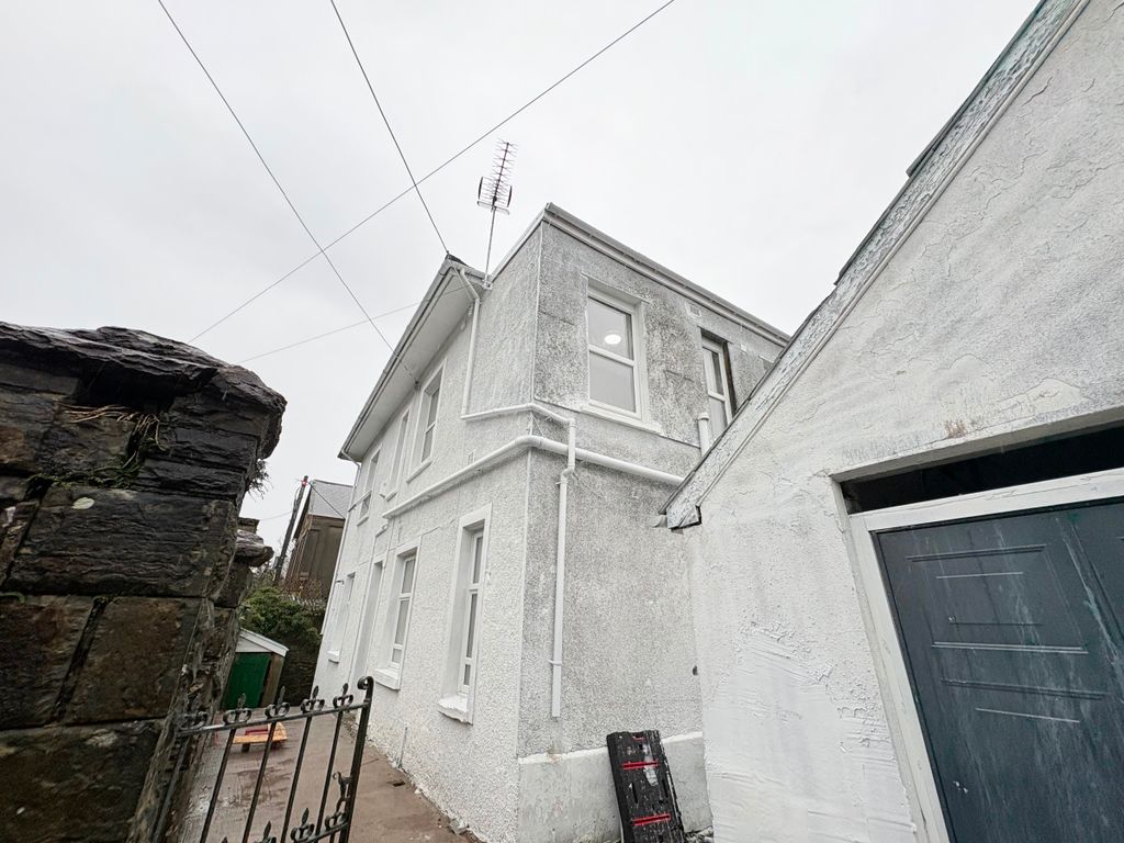 Additional image 3 of 1 bed flat to rentRoom 7, Wood Road, Pontypridd CF37
