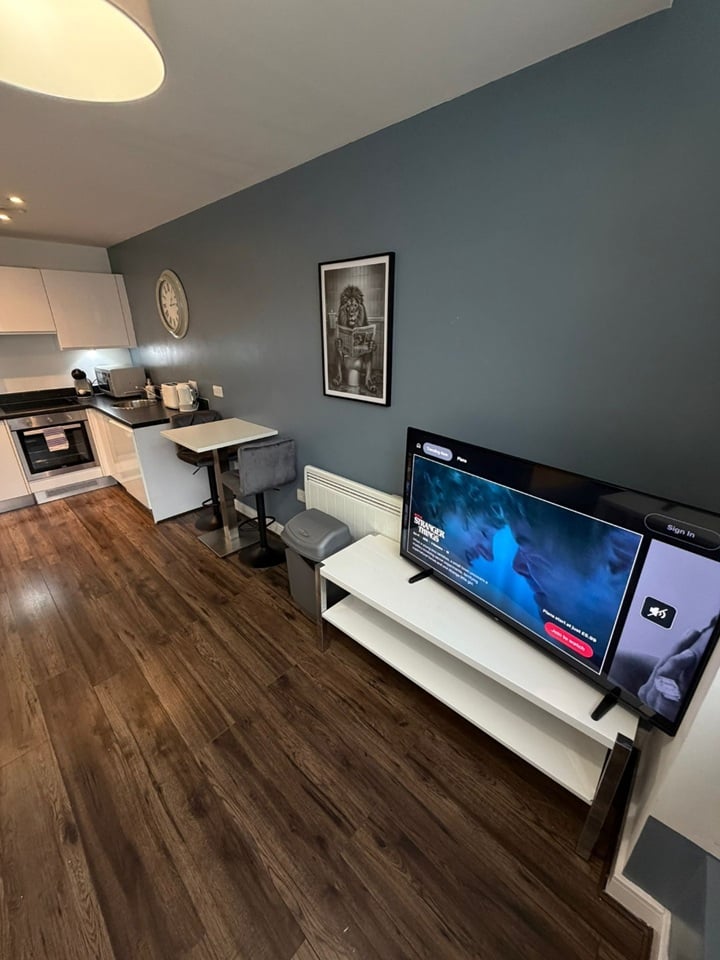 Additional image 17 of Studio Flat, The Strand, L2, N1 7GU