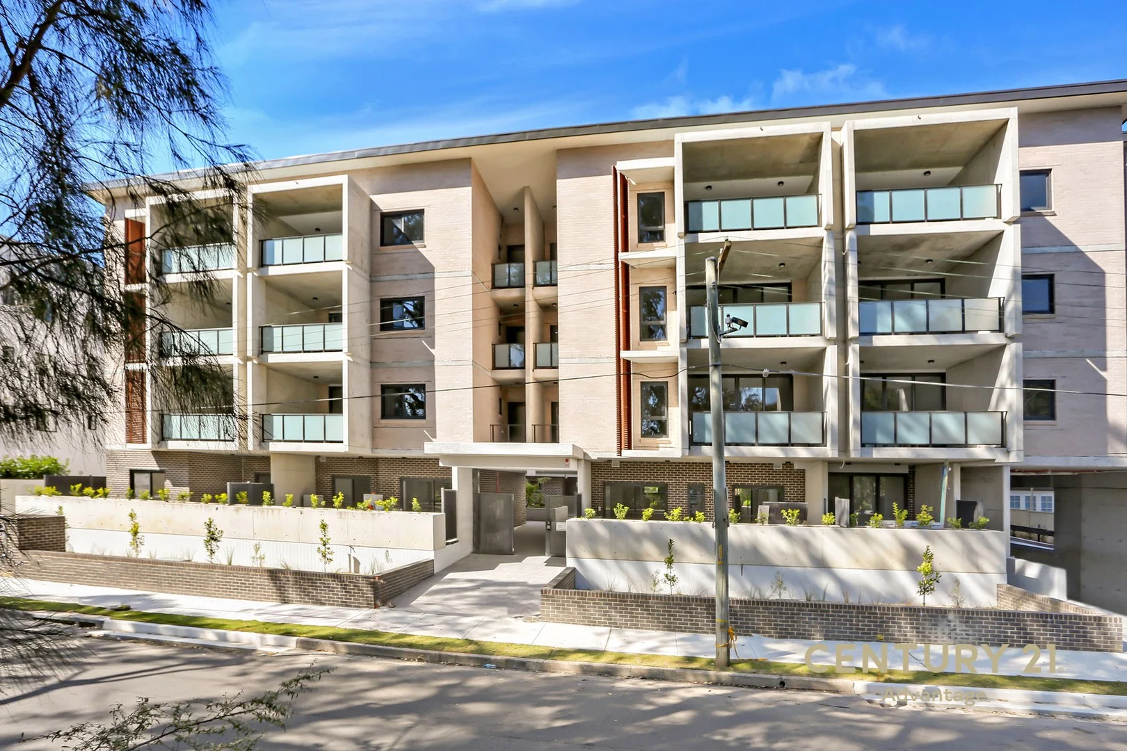 1/16-18 Junia Ave, Toongabbie NSW 2146