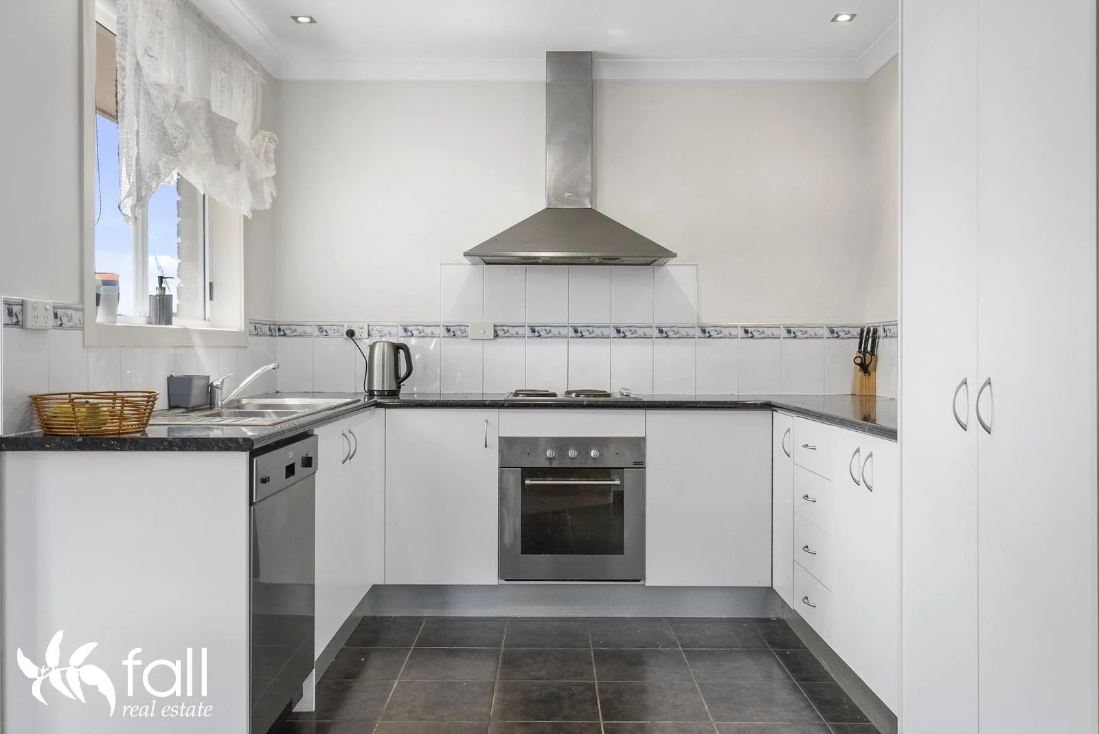 Additional image 4 of 35 Elmac Crescent, Austins Ferry TAS 7011