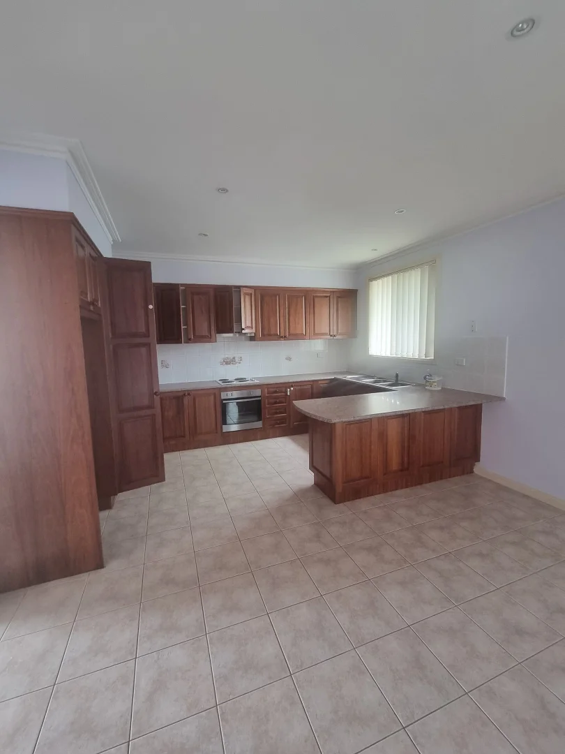 Additional image 2 of 2/29 Vincent Avenue, St Albans VIC 3021