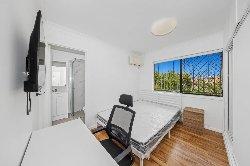 Additional image 3 of 1/9 Cosmos Street, Macgregor QLD 4109