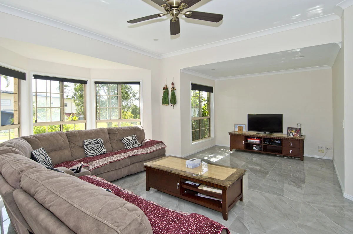 Additional image 4 of 8 Chatham Avenue, Pacific Pines QLD 4211