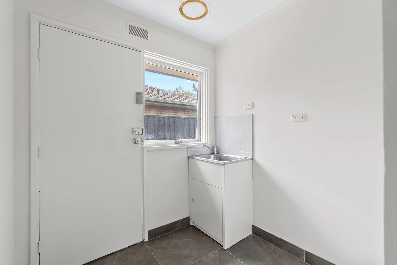 Additional image 10 of 61 Redditch Crescent, Deer Park VIC 3023